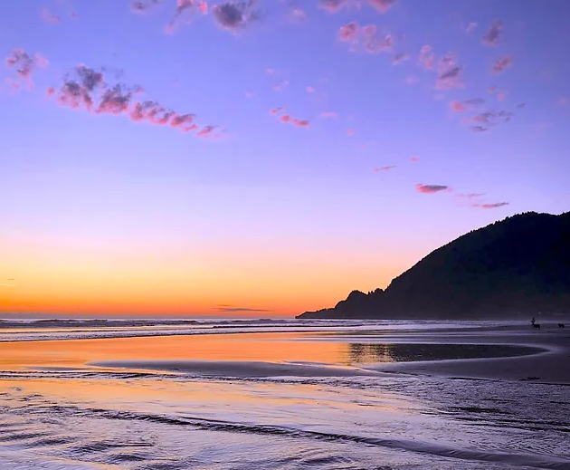 Beach in Manzanita at sunset